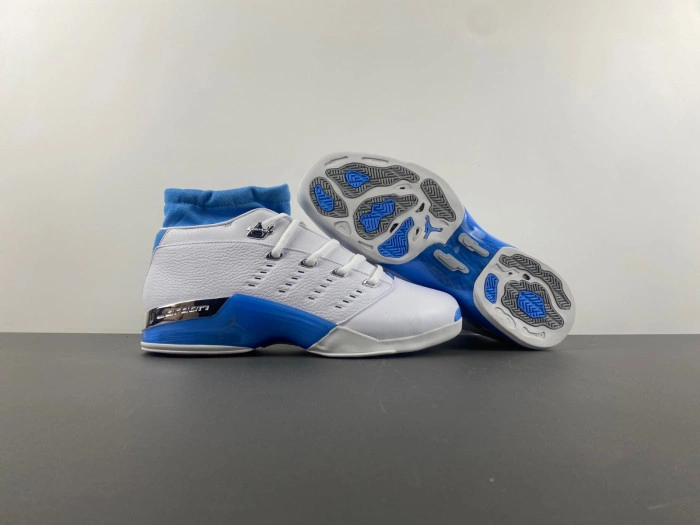 Jordan 17 Retro Low SP University Blue (2024)
