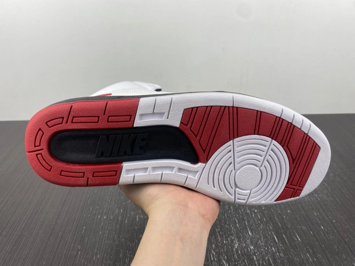 Jordan 2 Retro OG Chicago    DX2454-106