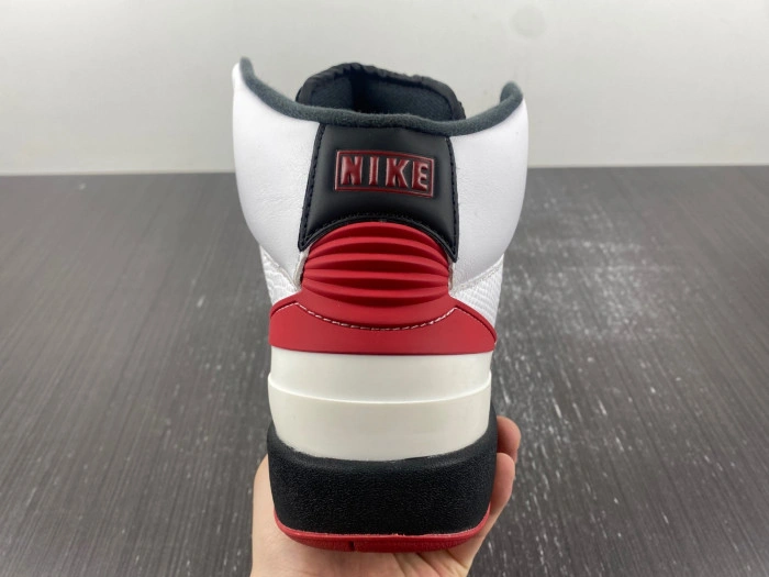 Jordan 2 Retro OG Chicago    DX2454-106