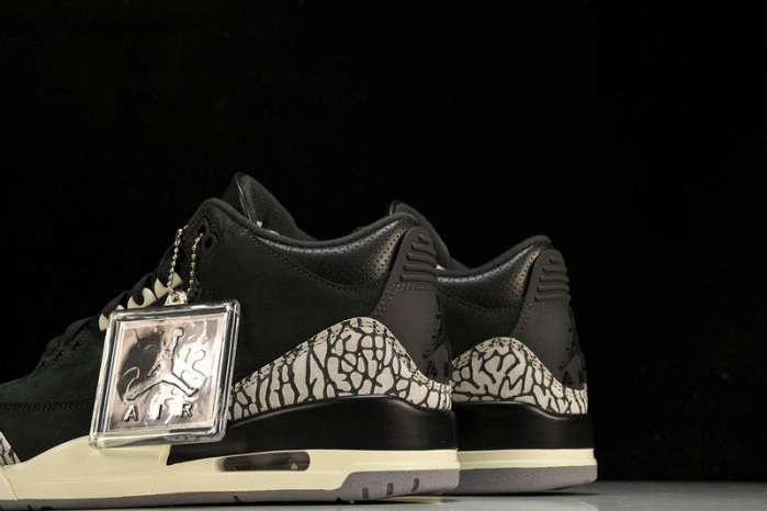 Jordan 3 Retro WMNS “Off Noir”  CK9246-001