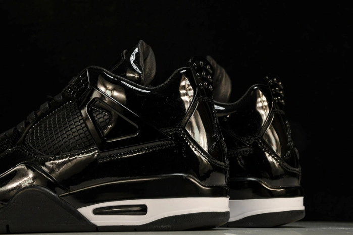 Jordan 4 Retro   719864-010