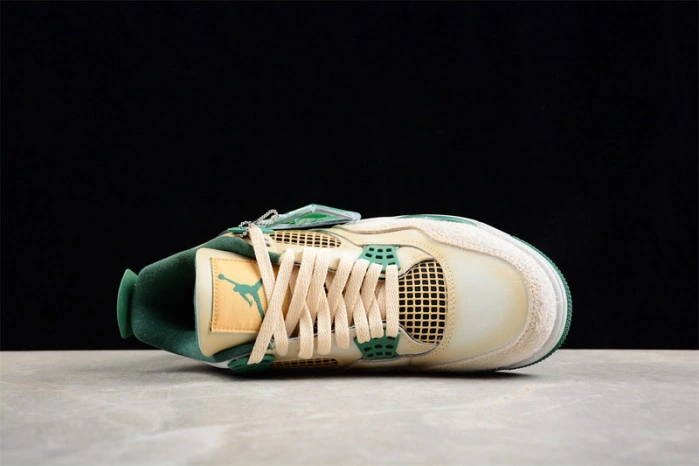Jordan 4 Retro DC7770-106