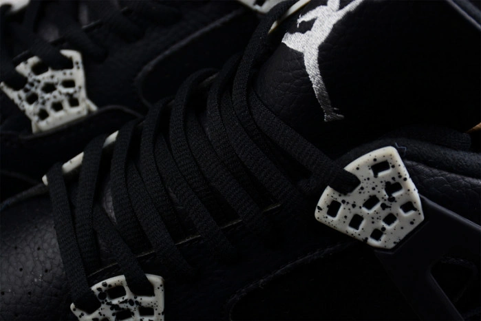 Jordan 4 Retro Oreo (2015) 314254-003
