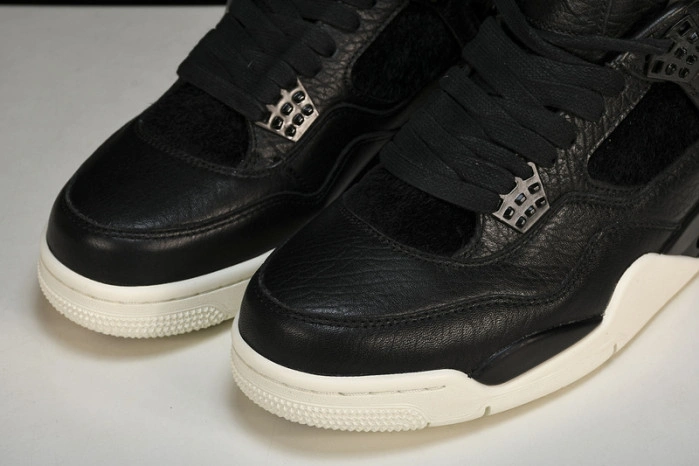 Jordan 4 Retro Pony Hair Black  819139-010