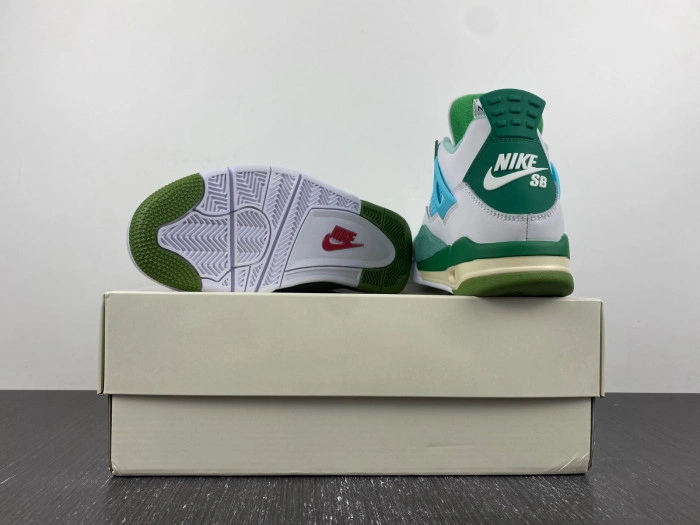 Jordan 4 Retro SB  White Grass Green (limited edition)   AJ4-KNCW