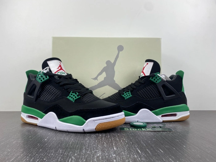Jordan 4 Retro SB Black Green    DR5415-030