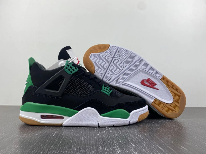Jordan 4 Retro SB Black Green    DR5415-030
