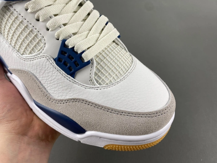 Jordan 4 Retro SB Navy  DR5415-100