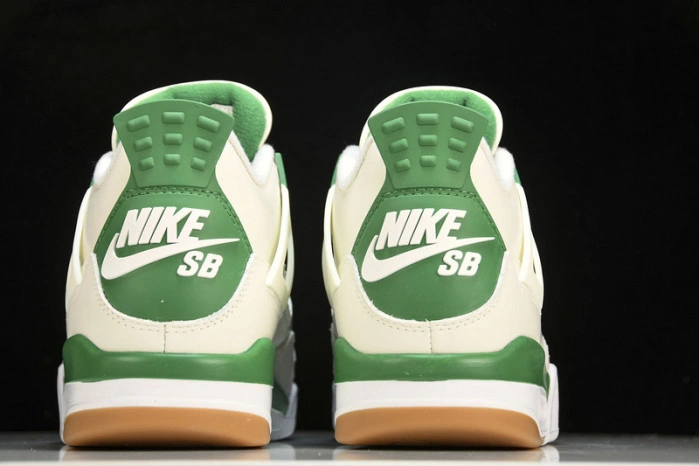Jordan 4 Retro SB Pine Green    DR5415-103