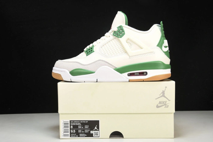 Jordan 4 Retro SB Pine Green    DR5415-103