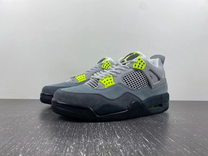 Jordan 4 Retro SE 95 Neon   CT5342-007