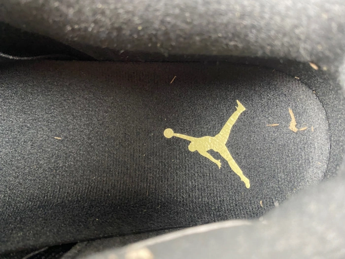 Jordan 4 Retro SE Craft Medium Olive     FB9927-200