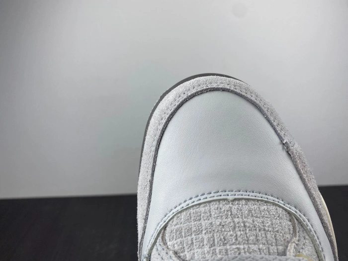 Jordan 4 Retro SE Craft Photon Dust DV3742-021