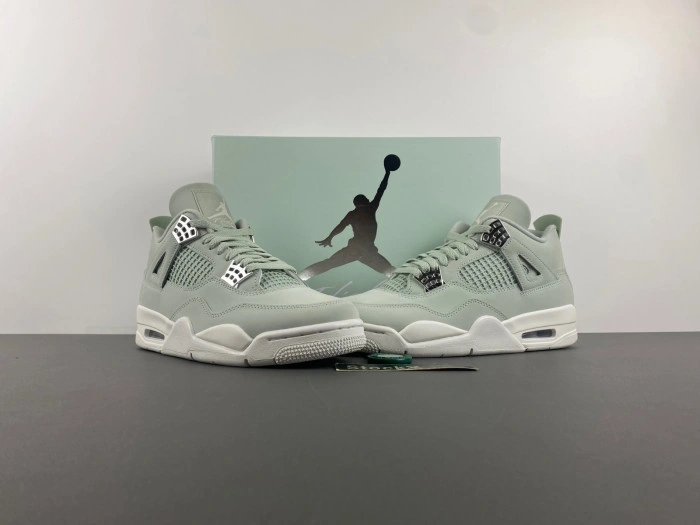 Jordan 4 Retro Seafoam Sail    HV0823-003