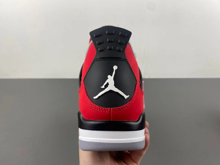 Jordan 4 Retro Toro Bravo  308497-603