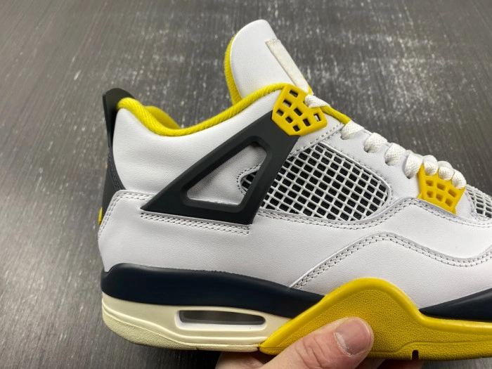 Jordan 4 Retro Vivid Sulfur AQ9129-101