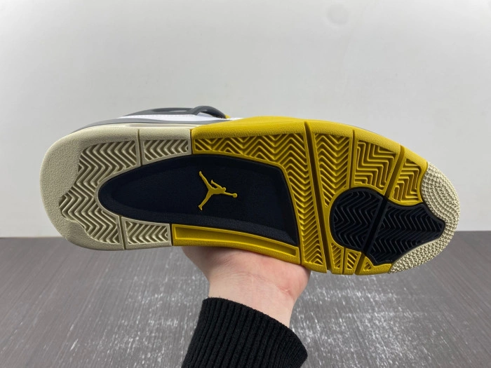 Jordan 4 Retro Vivid Sulfur AQ9129-101