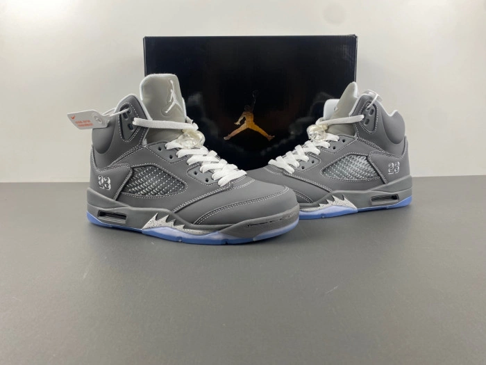 Jordan 5 Retro 'Wolf Grey'    136027-005