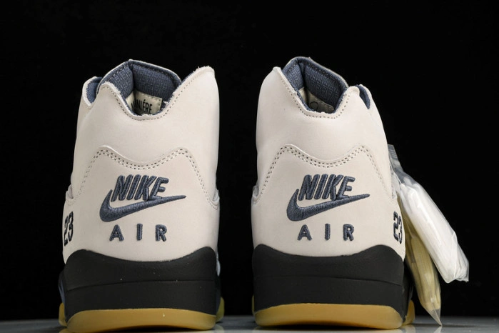 Jordan 5 Retro A Ma Maniére Diffused Blue   FZ5758-004