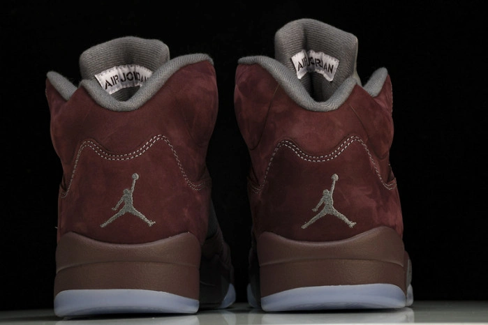Jordan 5 Retro Burgundy (2023)   DZ4131-600