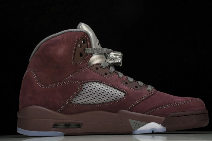 Jordan 5 Retro Burgundy (2023)   DZ4131-600