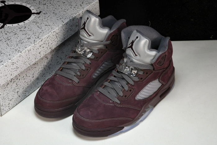 Jordan 5 Retro Burgundy (2023)   DZ4131-600