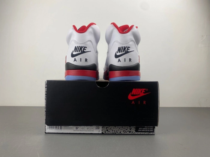 Jordan 5 Retro Fire Red Black Tongue (2025)