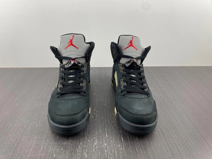 Jordan 5 Retro Gore-Tex Off-Noir DR0092-001