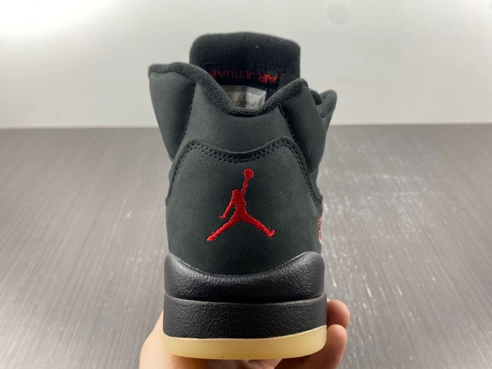Jordan 5 Retro Gore-Tex Off-Noir DR0092-001
