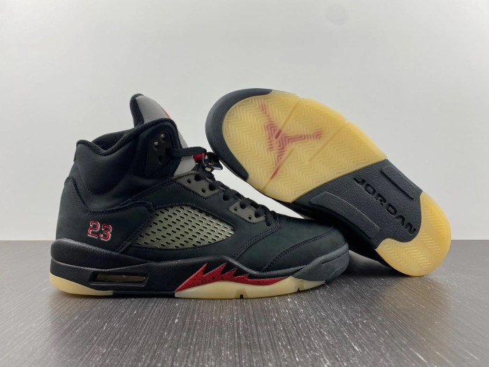 Jordan 5 Retro Gore-Tex Off-Noir DR0092-001