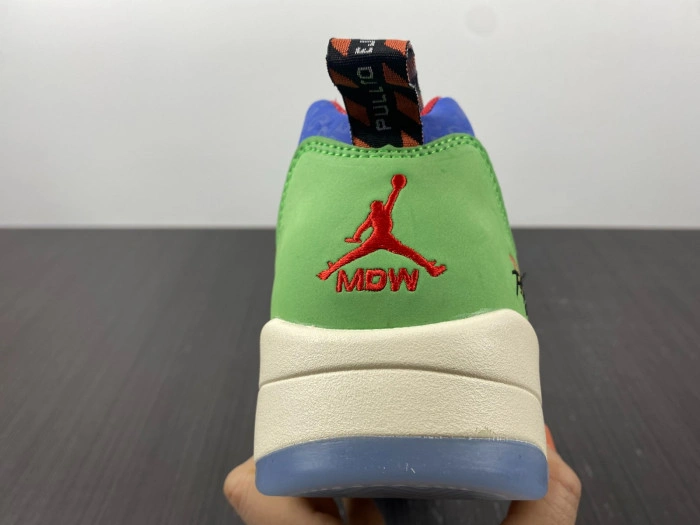 Jordan 5 Retro Low Doernbecher Michael   DR6287-486
