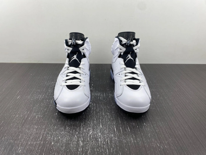 Jordan 6 Retro Reverse Oreo  CT8529-112