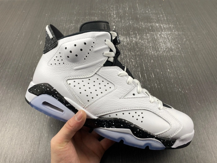 Jordan 6 Retro Reverse Oreo  CT8529-112