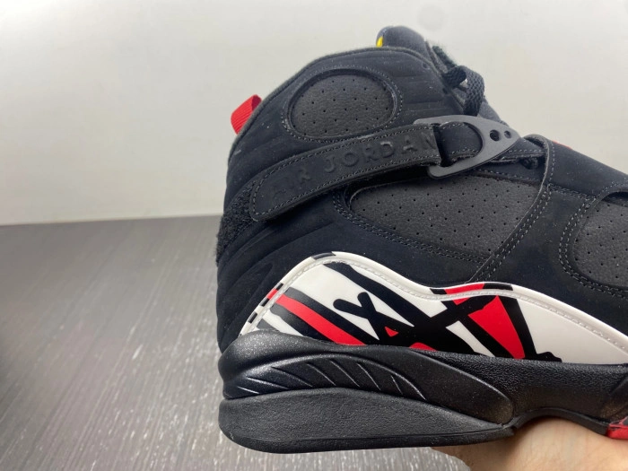 Jordan 8 Retro Playoffs (2023)  305381-062
