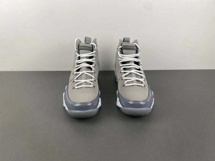 Jordan 9 Retro Cool Grey (2025)     HV4794-011