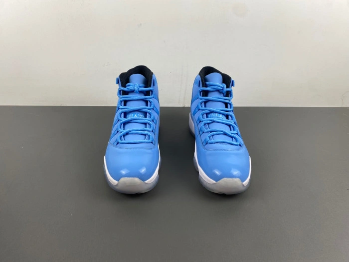 Jordan Ultimate Gift of Flight  717602-900
