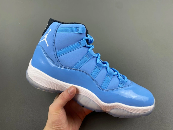 Jordan Ultimate Gift of Flight  717602-900
