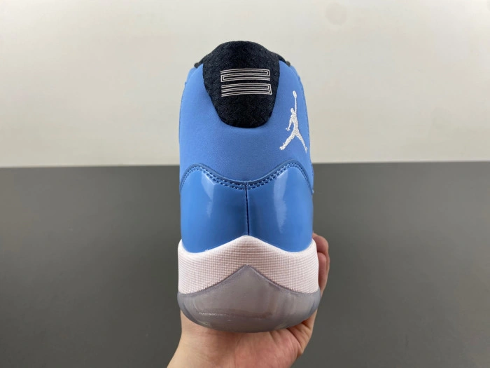 Jordan Ultimate Gift of Flight  717602-900