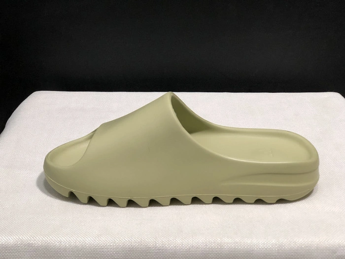 KANYE WEST X ADIDAS YEEZY SLIDE “RESIN ”FX0494