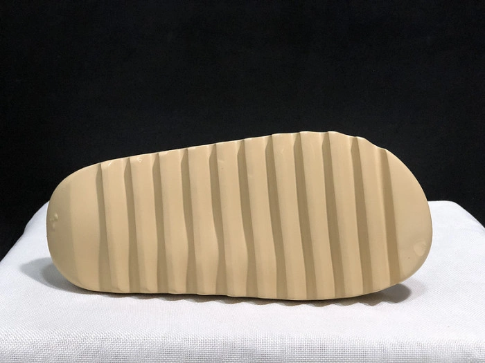 KANYE WEST X ADIDAS YEEZY SLIDE “RESIN”FW6344
