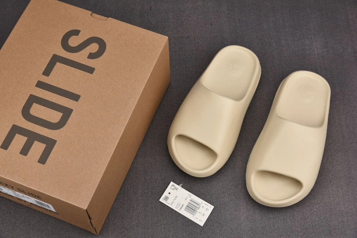 KANYE WEST X ADIDAS YEEZY SLIDE “RESIN”FW6345