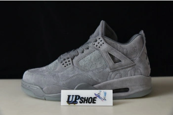 KAWS x Air Jordan 4“ Cool Grey”930155-003