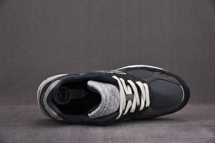 KITH x New Balance 990 V3“Tornado” M990KT3