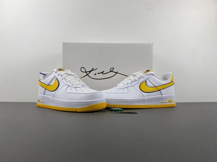 Kobe Bryant x Nike Air Force 1 Low   FZ1151-100