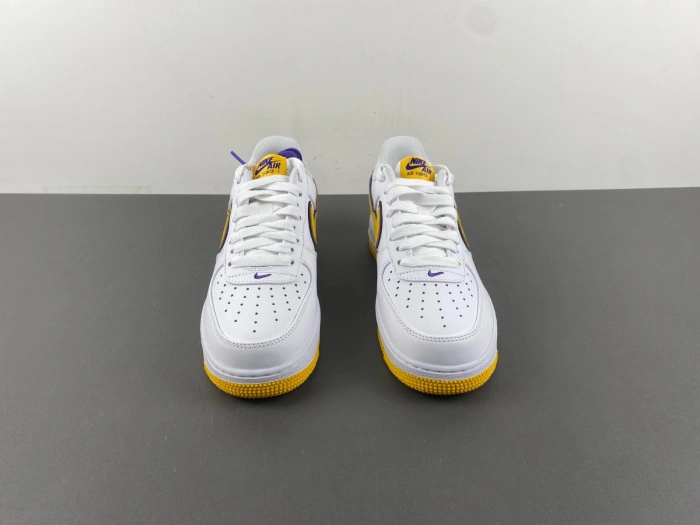 Kobe Bryant x Nike Air Force 1 Low   FZ1151-100