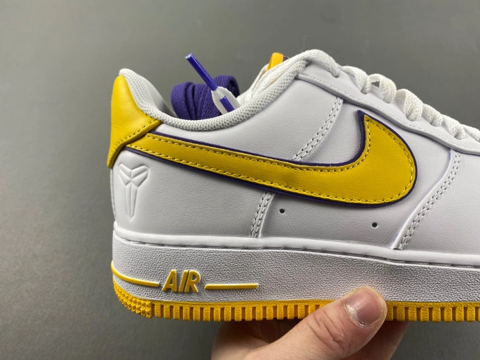 Kobe Bryant x Nike Air Force 1 Low   FZ1151-100