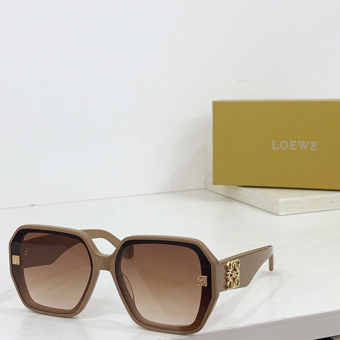 L0EWE Sunglasses Upshoe