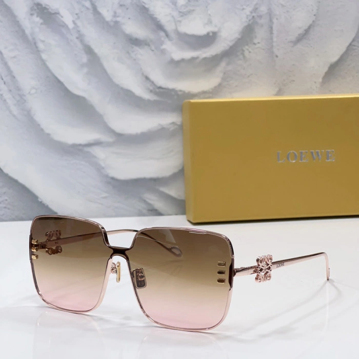 L0EWE Sunglasses Upshoe