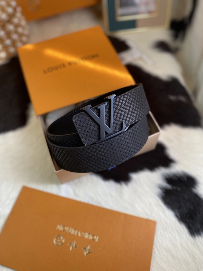 LOUIS VUITTON BELTS