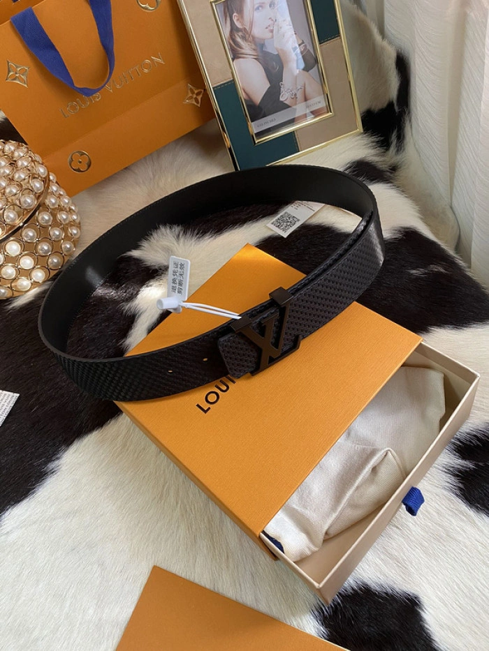 LOUIS VUITTON BELTS